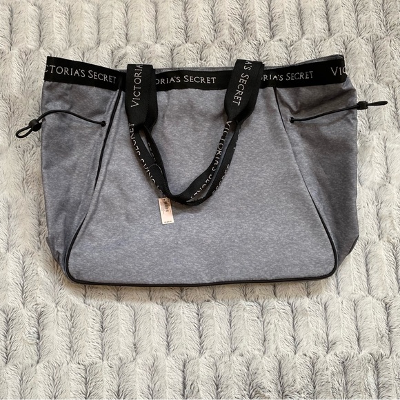 NWT Victoria’s Secret Sport Cinch Tote - Picture 3 of 8